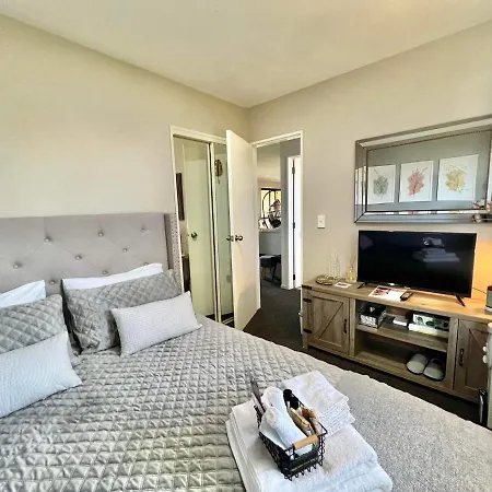Golden Pearl Bed & Breakfast